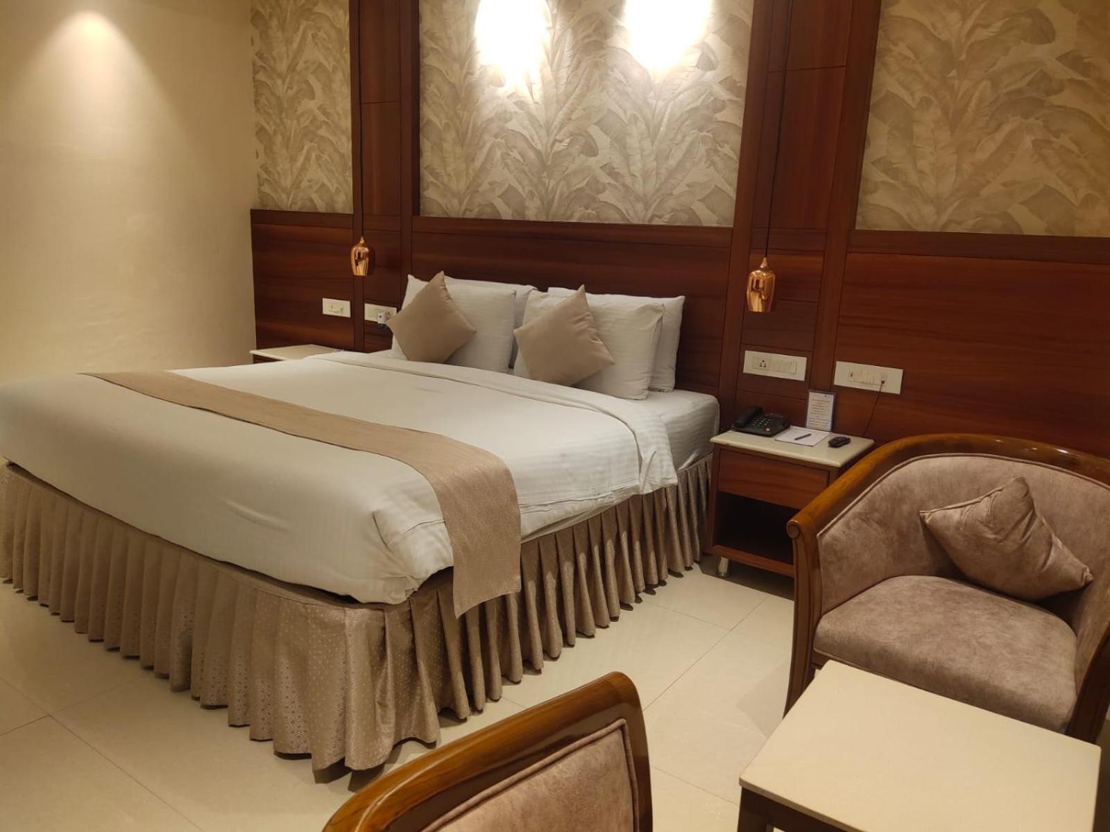 Hotel The Plaza Hyderabad Eksteriør bilde