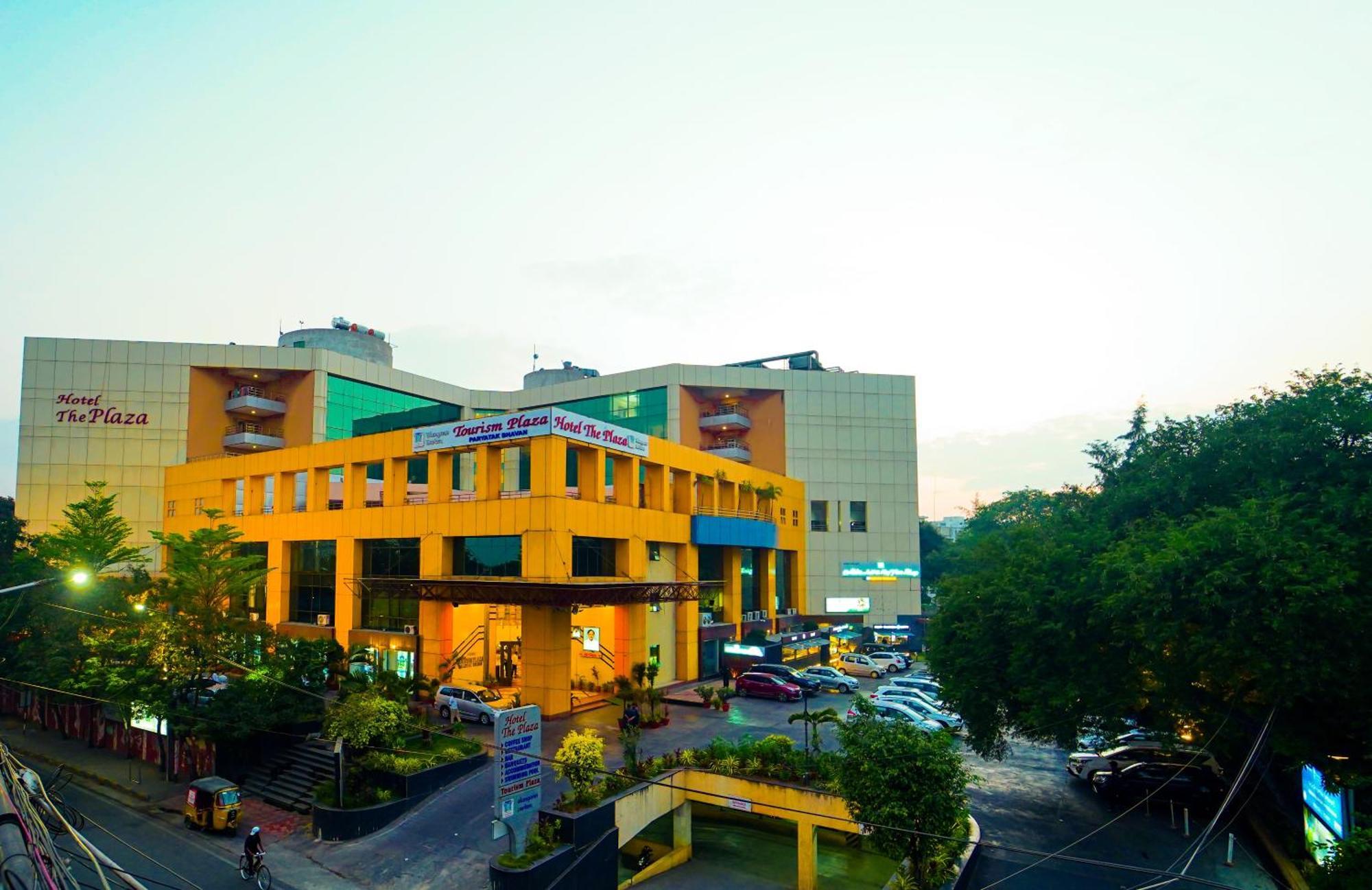 Hotel The Plaza Hyderabad Eksteriør bilde