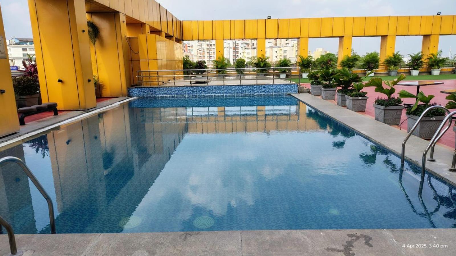 Hotel The Plaza Hyderabad Eksteriør bilde