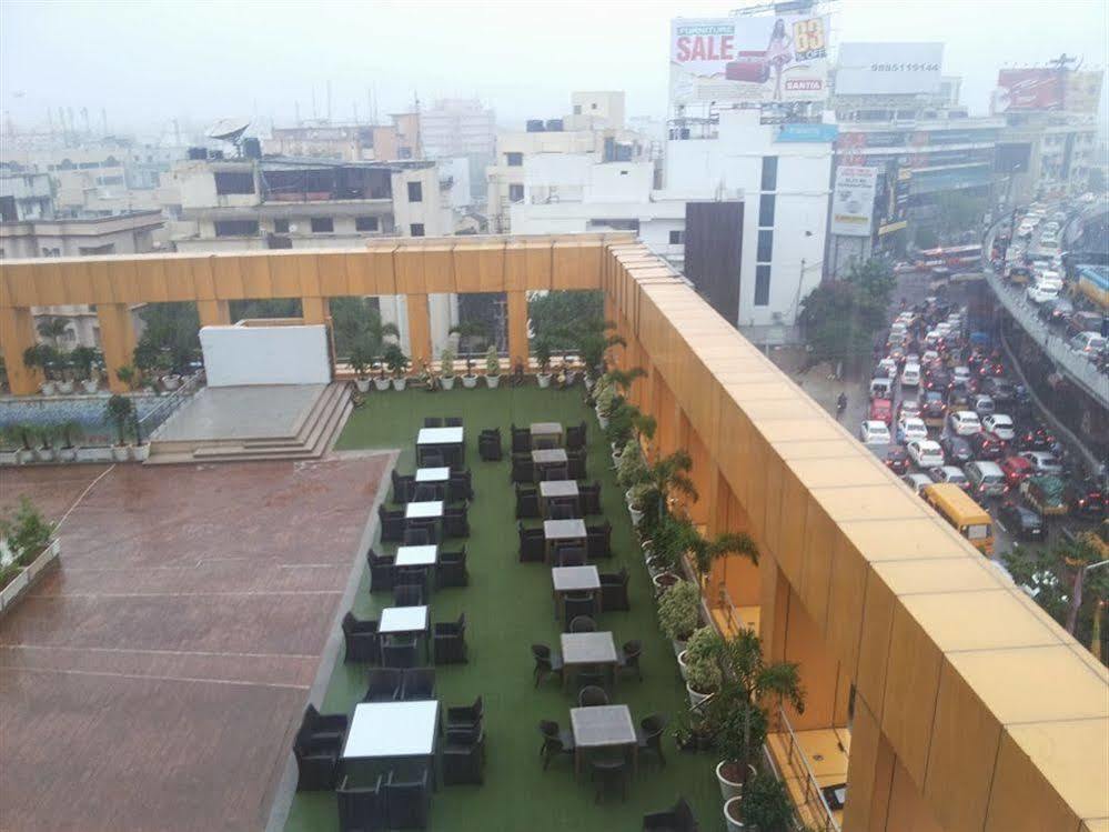 Hotel The Plaza Hyderabad Eksteriør bilde